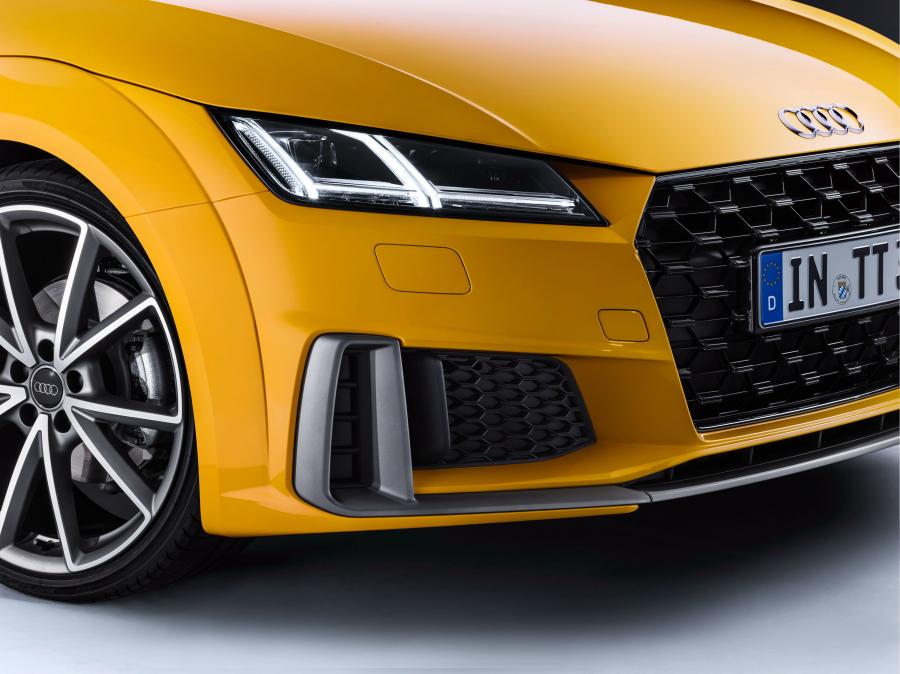Детали экстерьера Audi TT Roadster S-Line (8S) 2018 года  (WW) (фото 24 из 33)